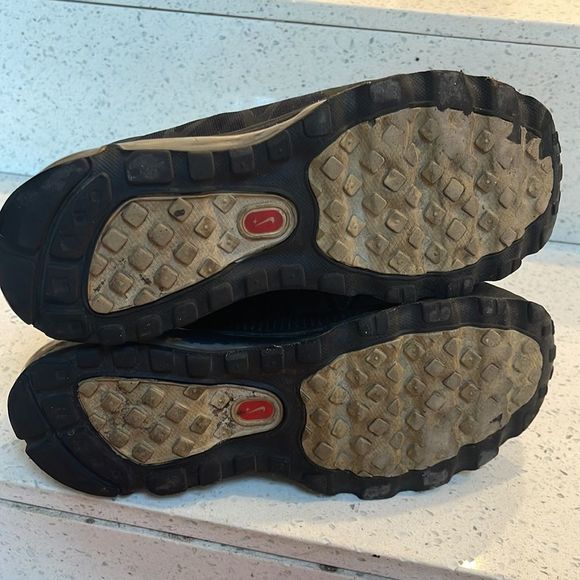 Nike Air Max - Picture 5 of 7